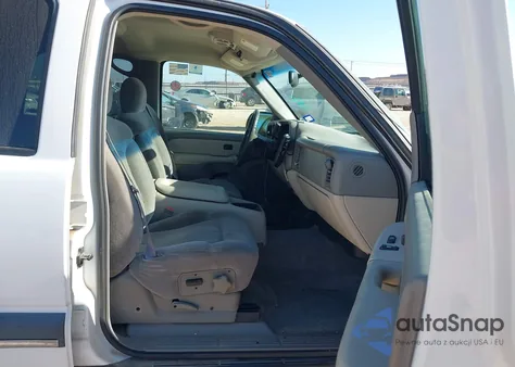 2002 Chevrolet Tahoe Ls z USA, uszkodzony, nr VIN 1GNEC13Z22J205742